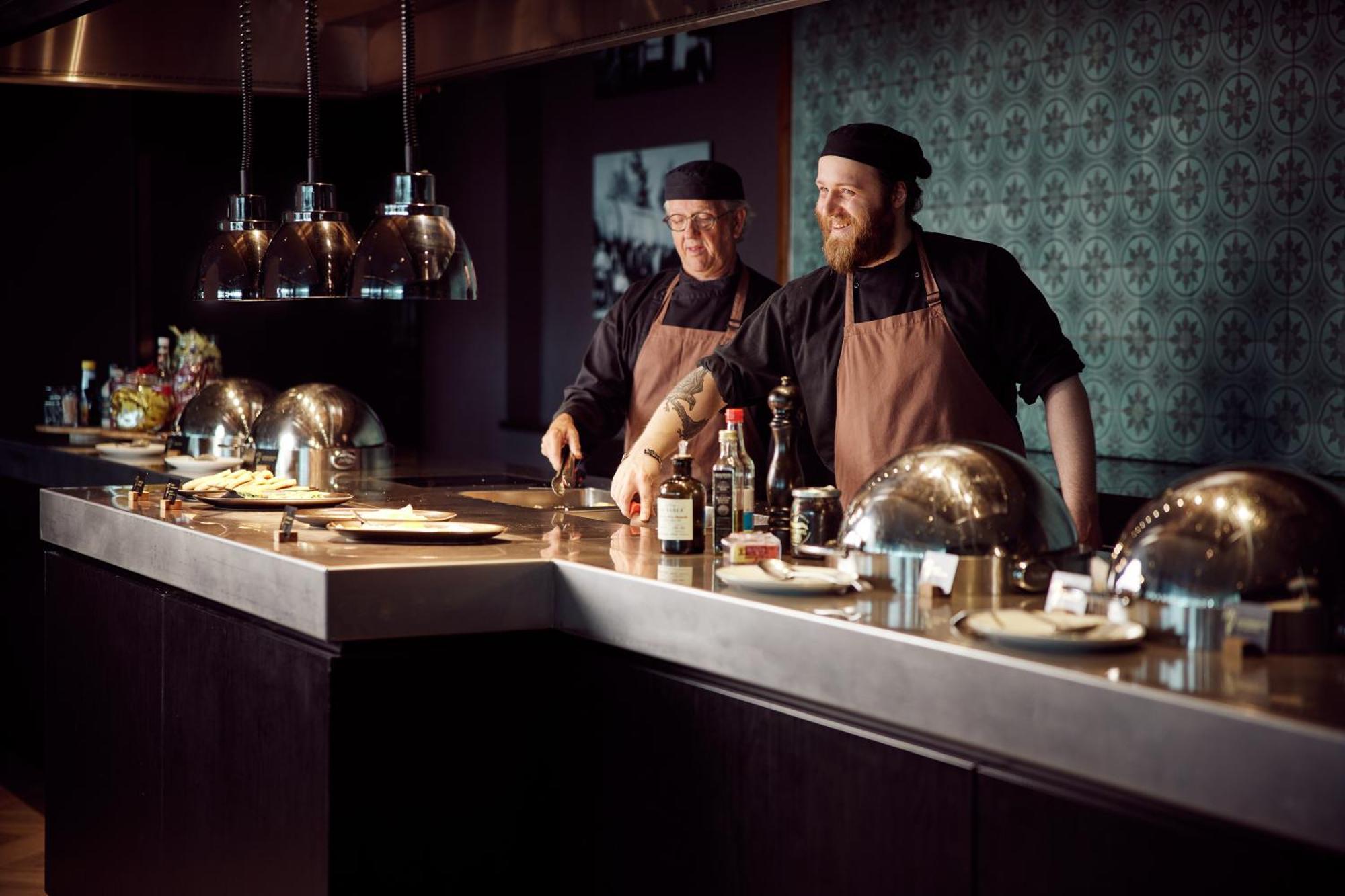 Van Der Valk Hotel Veenendaal Eksteriør billede
