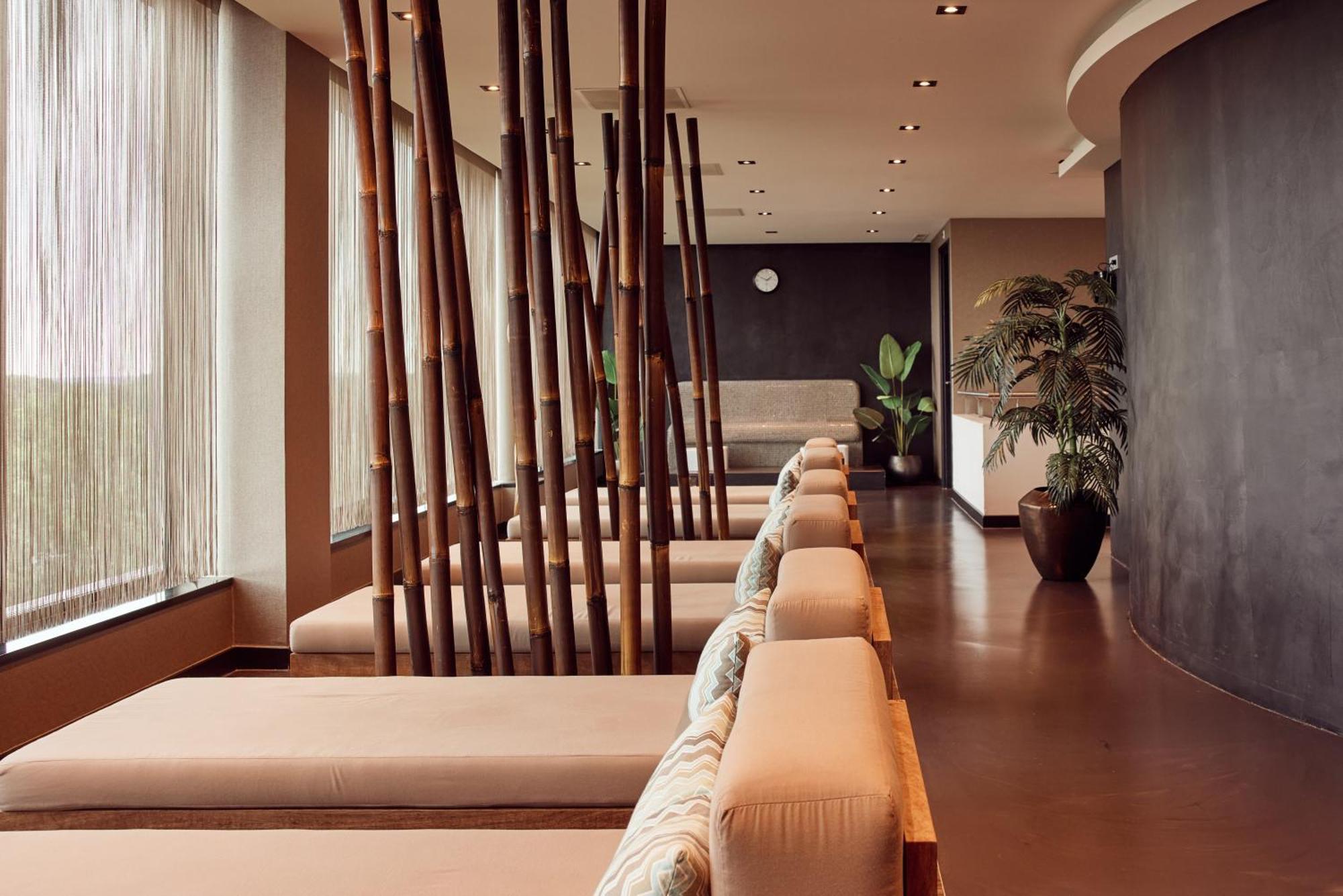 Van Der Valk Hotel Veenendaal Eksteriør billede