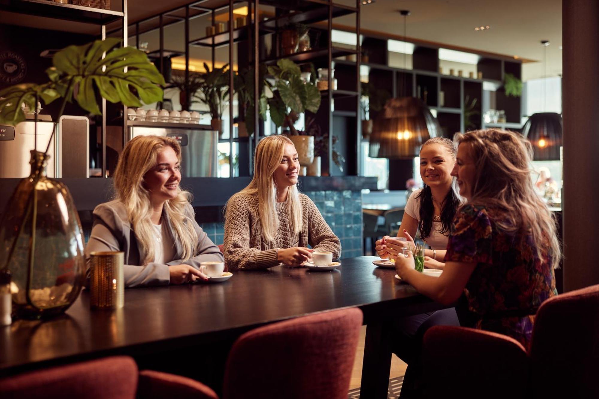 Van Der Valk Hotel Veenendaal Eksteriør billede